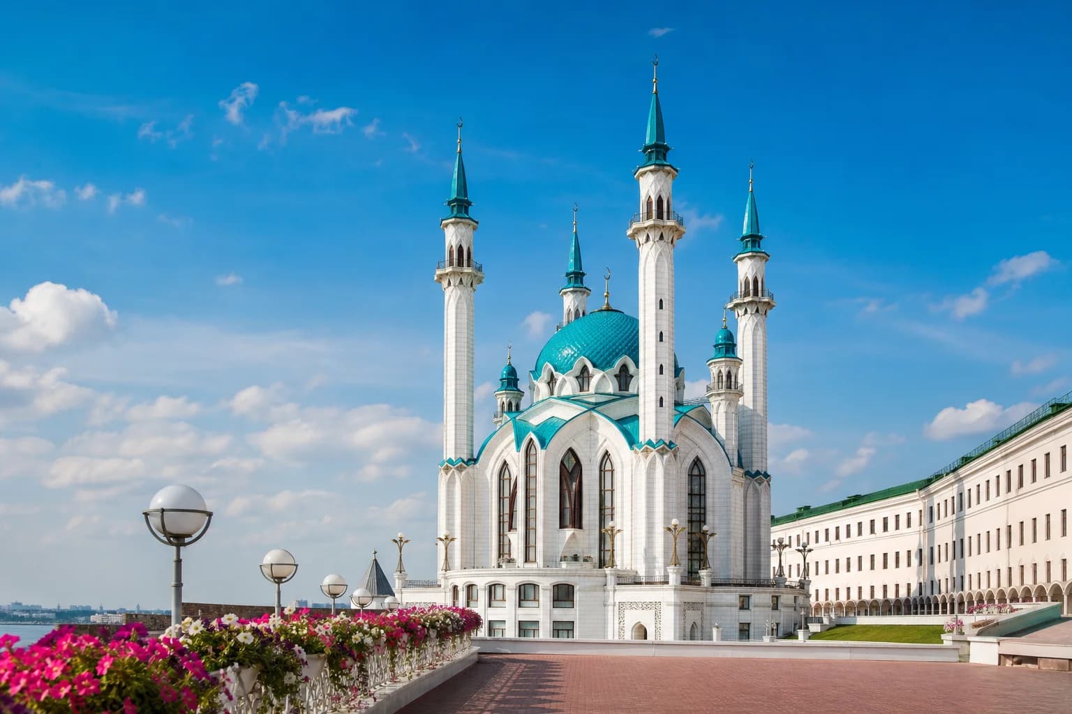 Достопримечательности Казани — Казанский Кремль, мечеть Кул-Шариф и лучшие места города