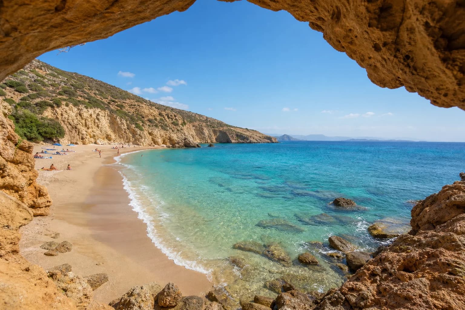 Пляжи Ираклиона: купание, отдых у моря и советы
